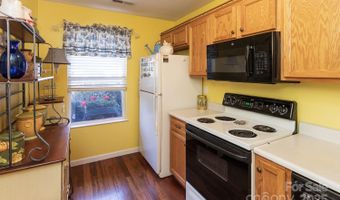 204 Carrington Pl, Arden, NC 28704