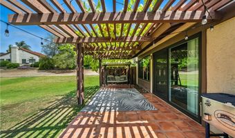 2113 David Dr, Escondido, CA 92026