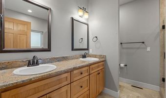 699 Beaver Creek Dr, Bayfield, CO 81122