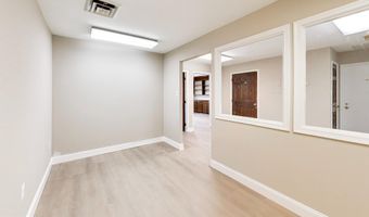 5023- C BACKLICK Rd 5023C, Annandale, VA 22003