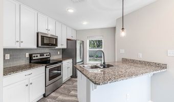 1933 Admiral Ln, Aransas Pass, TX 78336