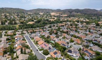 29003 Hollow Oak Ct, Agoura Hills, CA 91301