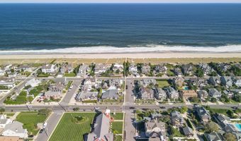 767 East Ave, Bay Head, NJ 08742