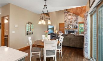 4309 Colleen Ct, Arden Hills, MN 55112