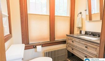 2441 W Tilghman St, Allentown, PA 18104