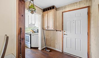 414 S Hutchinson Ave, Adel, GA 31620