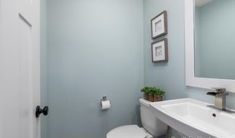 11325 Wake Dr, Allendale, MI 49401