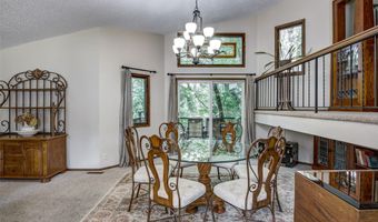 608 Manor Ct, Altoona, WI 54720
