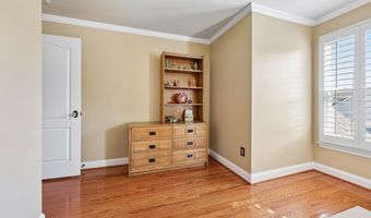 43760 COG HILL Ter, Ashburn, VA 20147