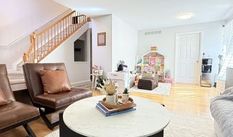4953 S Ridgeside Cir, Ann Arbor, MI 48105