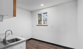 909 SE 2nd St, Bend, OR 97702