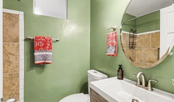 624 Susan Dr, Ann Arbor, MI 48103