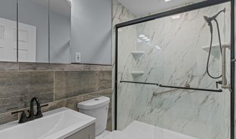 2425 AVONDALE Ave, Abington, PA 19001