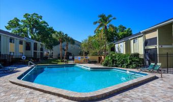908 LAKE DESTINY Rd E, Altamonte Springs, FL 32714