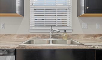 2804 Pointe View Dr, Adams Twp., PA 16046