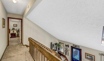 25 Arciel Dr, Albrightsville, PA 18210