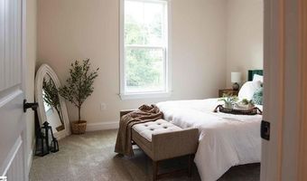 606 Parkwood Dr, Anderson, SC 29625