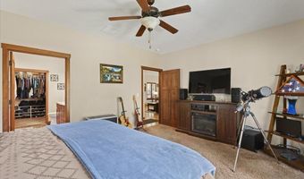 200 DANCING LIGHTS Ln, Athol, ID 83801