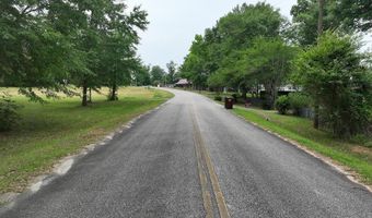 Lakeshore Dr, Bainbridge, GA 39819