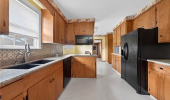 406 Fred Ave, Agua Dulce, TX 78330
