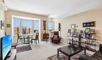 77 S Evergreen Ave 1204, Arlington Heights, IL 60005