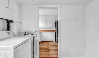 22 Parker St, Bangor, ME 04401