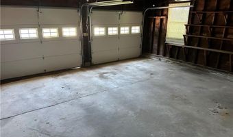 9 Cannon St, Cranston, RI 02920