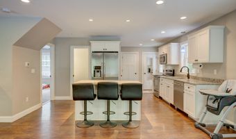 78 Bellevue Dr, Coventry, CT 06238