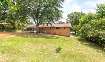 5104 NORTH Rd, Anniston, AL 36206