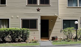 54 Idlewood 54, Bethel, CT 06801