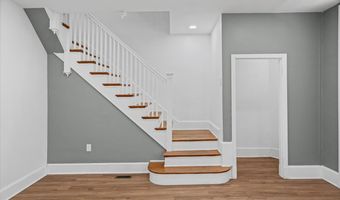 7 YORK Ct, Baltimore, MD 21218