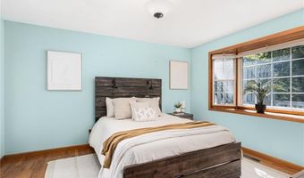 7 Cathedral Ct, Cumberland, RI 02864