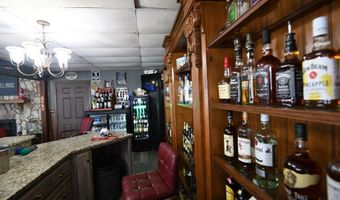 809 Greenwood St, Abbeville, SC 29620