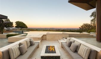 5 Promontory Ridge Dr, Las Vegas, NV 89135