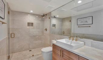 3097 Madison St 402, Carlsbad, CA 92008