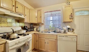 5424 VARNUM St, Bladensburg, MD 20710