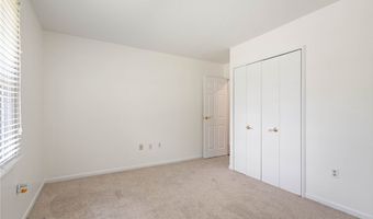 8502 WOODBINE Ln, Annandale, VA 22003