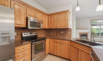 503 Maggie Ln, Altoona, IA 50009