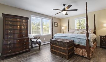 15 Kelso Dr, Bow, NH 03304