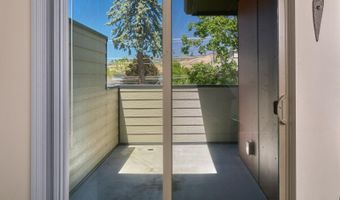 61 S Mountain Ave, Ashland, OR 97520