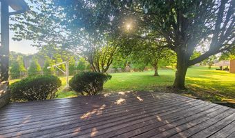 1611 Hollister Dr, Alcoa, TN 37701