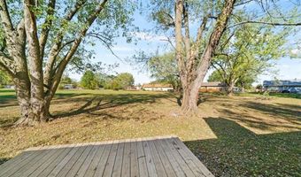 107 Circle Dr, Archie, MO 64725