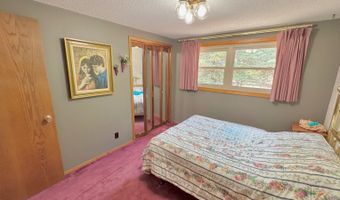 112 8403rd St SW, Bowman, ND 58623