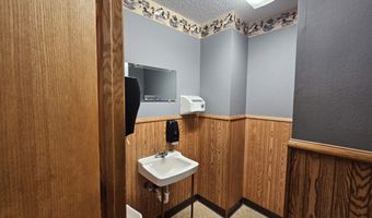 920-924 Parriott St, Aplington, IA 50604