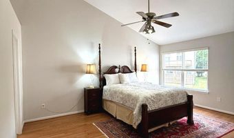 5287 BALLYCASTLE Cir, Alexandria, VA 22315