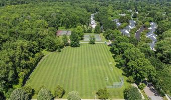 30 Eastman Farm Rd 30, Burlington, VT 05408
