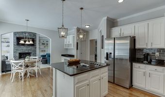 3313 Glen Devon Ln, Berkeley Lake, GA 30096