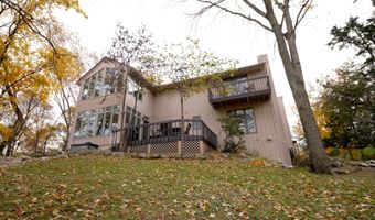 4015 Mathews Rd, Ames, IA 50014