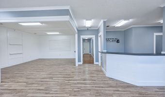 515 E Main St, Anna, OH 45302