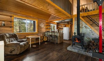 595 Snowcat Ln, Bonners Ferry, ID 83805